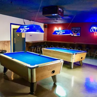 2 newly felted pool tables