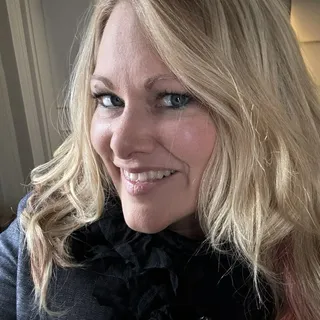 Tonya R.
