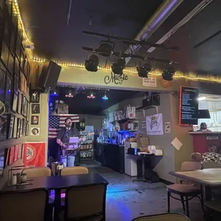 Great music and food!