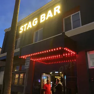 the outside of the restaurant