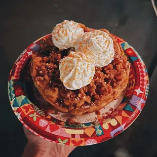 Pumpkin spice funnel cake / $9.49