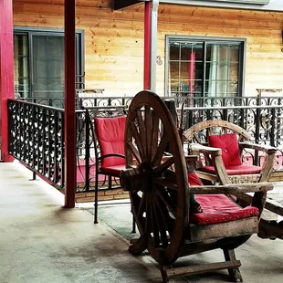Upstairs sitting area overlooking pool courtyard. They even had a very nice outdoor ceiling fan to keep you cool on a warm day.