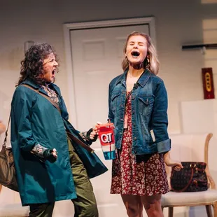 POTUS: Or behind every great dumbass are seven women trying to keep him alive.