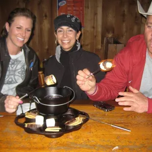 Our campfire s&apos;mores!