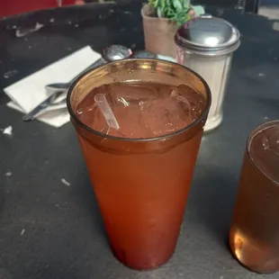 Strawberry lemonade