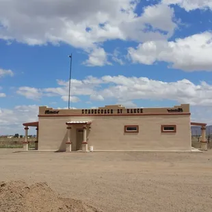 Very super clean rv park. Awesome showers, nice clubhouse!!