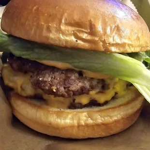 $4 burger on Mondays with an extra patty for $3