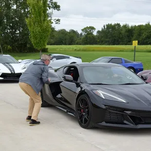 Genesis Chevrolet hosted a CCCM caravan to Stahl's that went smooth with a police escort up I-94. The camaraderie was terrific!