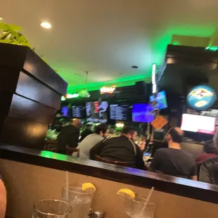 sushi and sashimi, interior