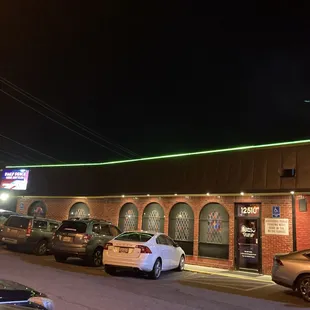 Free parking around by the restaurant.