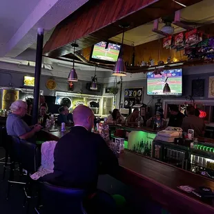 Main bar