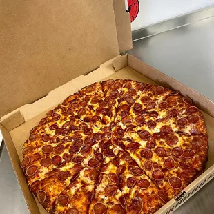 X-LARGE PEPPERONI!!