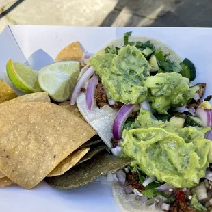 2 soft tacos