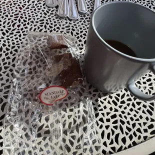 Ginger snaps and Ruby's Roast Coffee