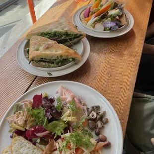 Hummus Vegetable Mezze Plate