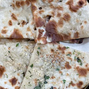 16. Garlic Naan 16. Naan