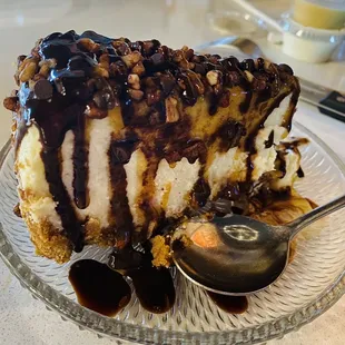 Turtle cheesecake