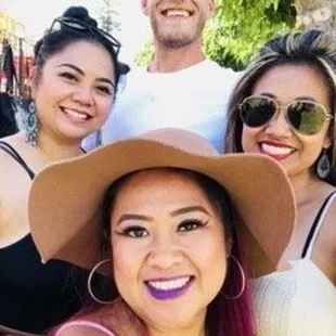 Hi random guy that wanted to take a picture with us