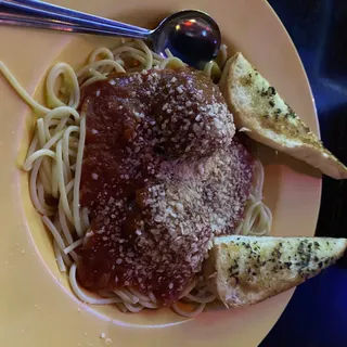 Aunt Sue's Spaghetti and Meatballs