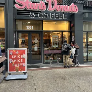 a storefront with a sign that says stan&apos;s donuts