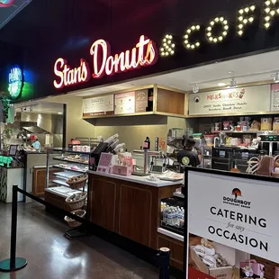 Stan&apos;s Donuts &amp; Coffee