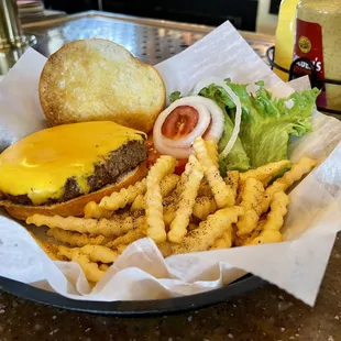 Cheeseburger &amp; Fries