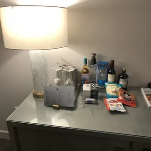 Snacks and bar options