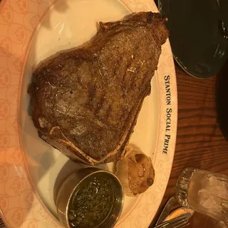 14 oz. New York Strip*