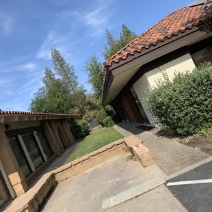 Walk between the first two buildings on the right to get to Star Acupuncture.