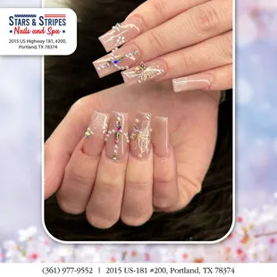Transform your nails with our elegant, luxury designs that define sophistication and class! 
 Each set is a statement in style.