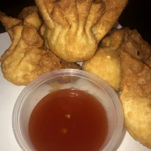 food, chicken wings and fried chicken