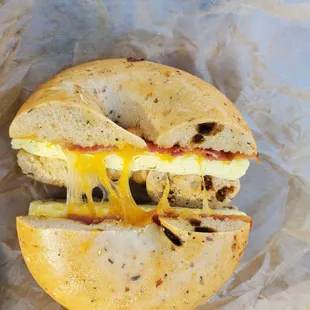 Breakfast bagel with bacon