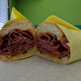 Very good pastrami sandwich