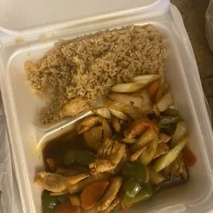 Spicy chicken with rice and veggies