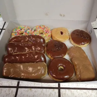 Looking for that 1 thing or 12 thing&apos;s Saturday or Sunday morning look no further head to Star Donuts.