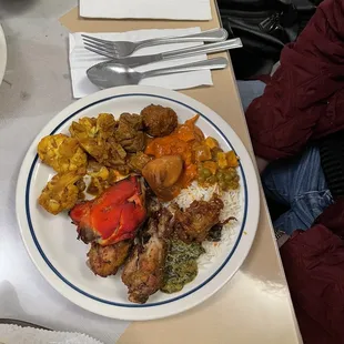 Tandoori Chicken, Potato Cauliflower, Pakoda, Samosas, Paneer, Rice Pollao