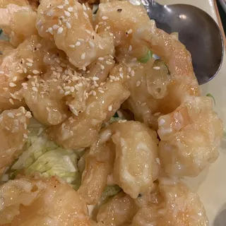 Honey Walnut Shrimp with Mayo Sause