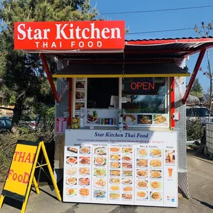 Star kitchen Thai Food