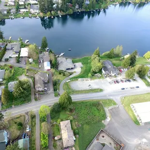 I listed a house on Star Lake Rd and had arial shots taken. By chance, this photo showing the Inn and its parking lot was in the bundle.