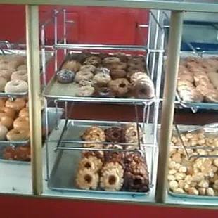 fresh donuts daily ! come get them while their hot !
