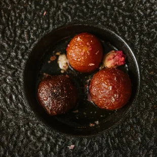 Gulab jamun