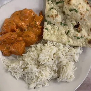 Makhni Chicken with Garlic Nan Bread