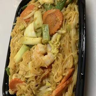 32. Singapore Noodle