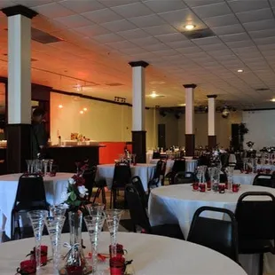 Frank's Place dinner setup.