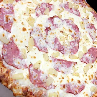 Hawaiian Pizza