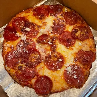 Gluten free pepperoni pizza