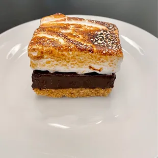 S&apos;mores Bar