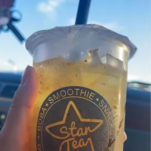 Peach passion fruit tea with passion fruit jelly