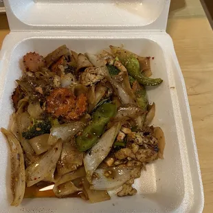 Supposed to be an order of drunken noodles