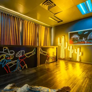 Neon Cloud inside StarBase